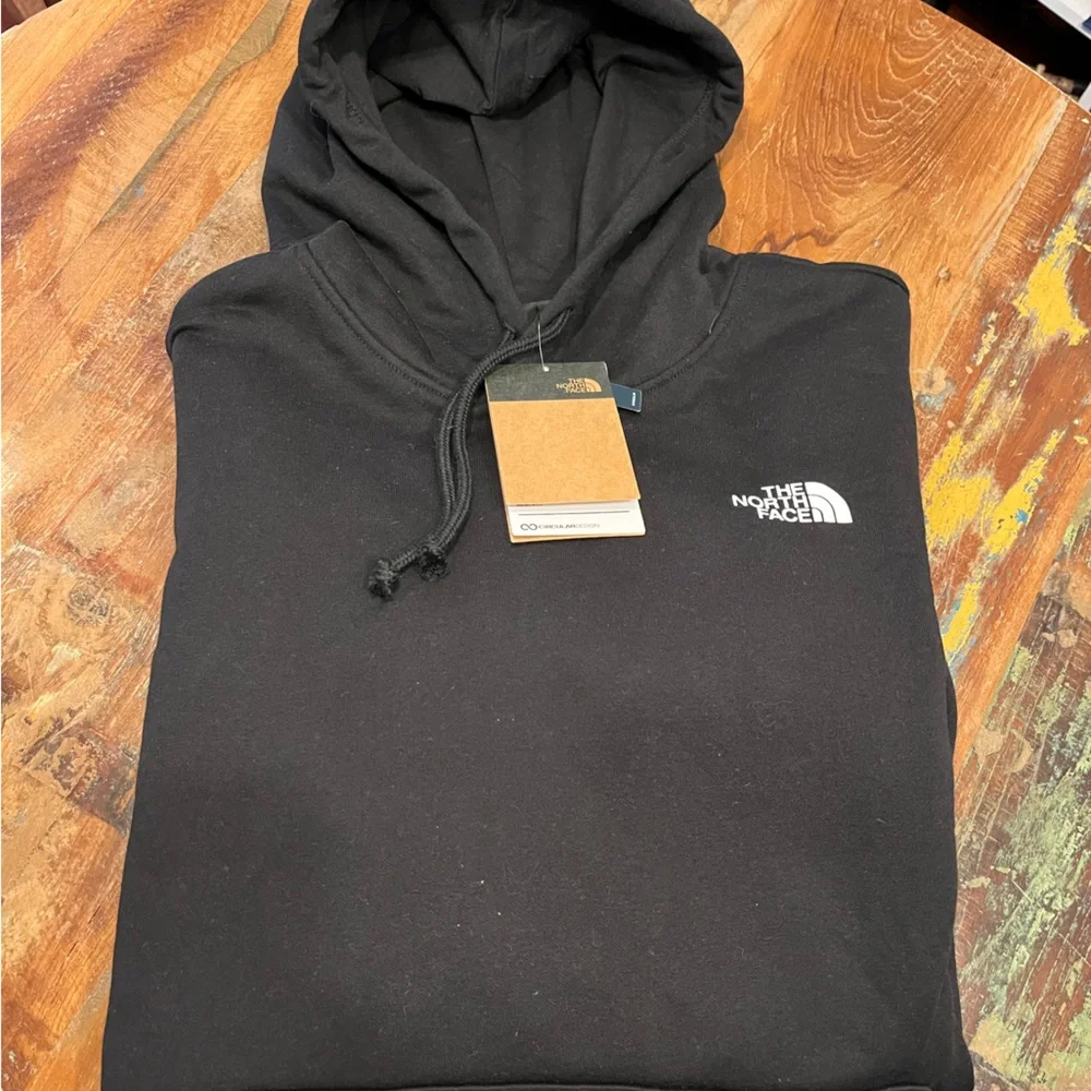 NWT North Face Men’s Hoodie